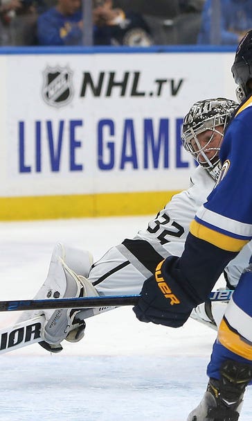 Three power-play goals lift Blues to 5-2 win over Kings
